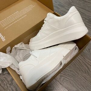 Dr. Scholl’s Women's Savoy Platform Sneaker